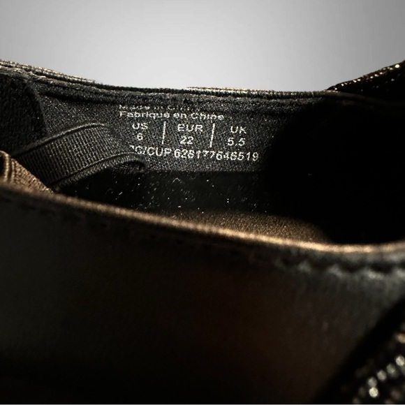 Black Ballet Shoes with Shimmer Knot - Toddler Size 6 - Picture 4 of 5